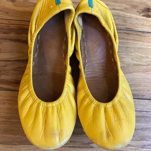 tieks mustard